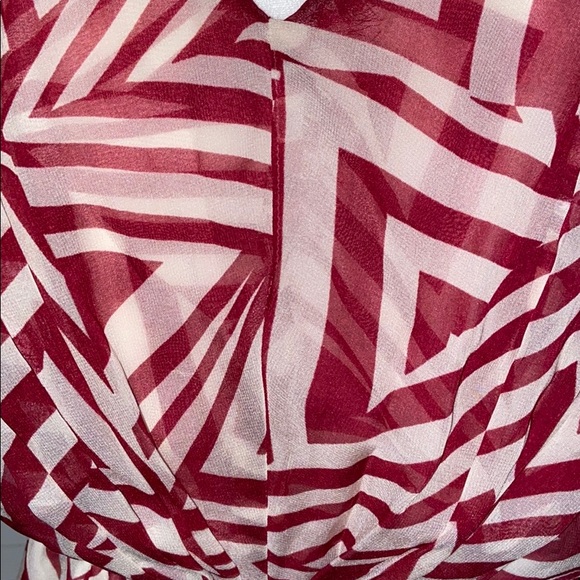 Rachael & Chloe geometric striped v-neck dress - Picture 3 of 4